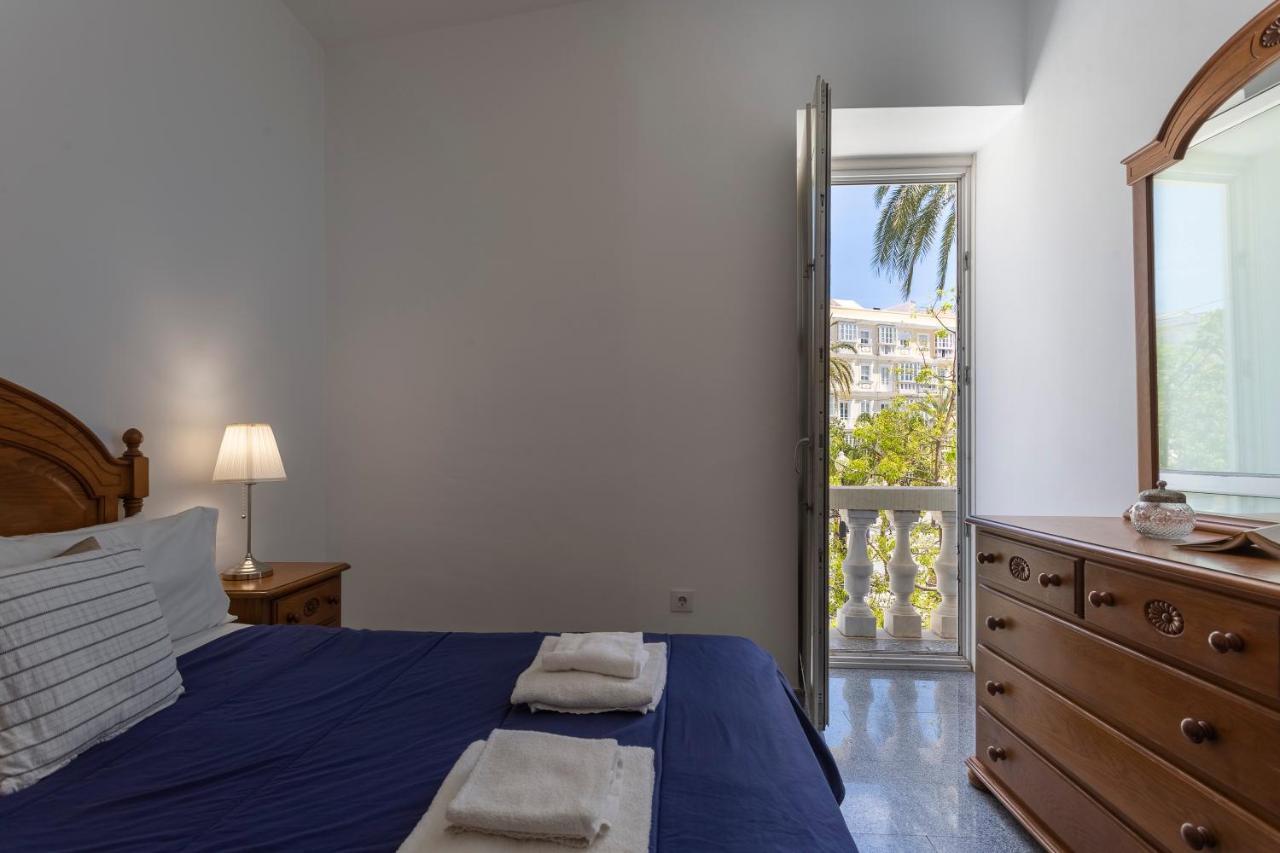 Apartamentos El Capitan Veneno By Cadiz4Rentals Exterior photo