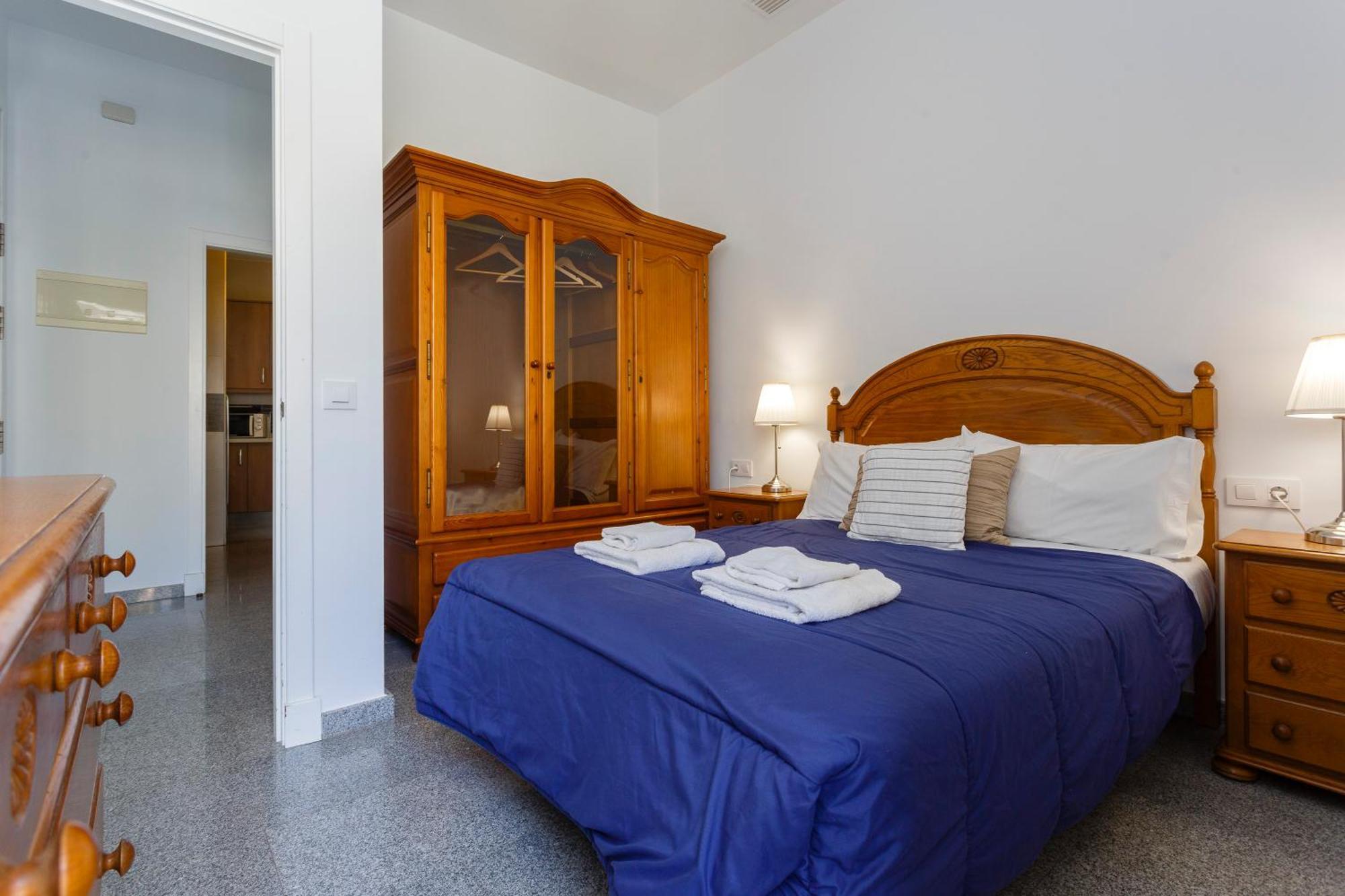 Apartamentos El Capitan Veneno By Cadiz4Rentals Room photo